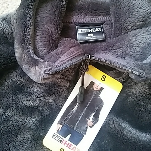 The Benefits of Shopping for 32 Degrees Clothing at Costco