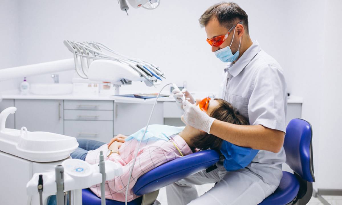 The Benefits of Visiting a Dental Clinic